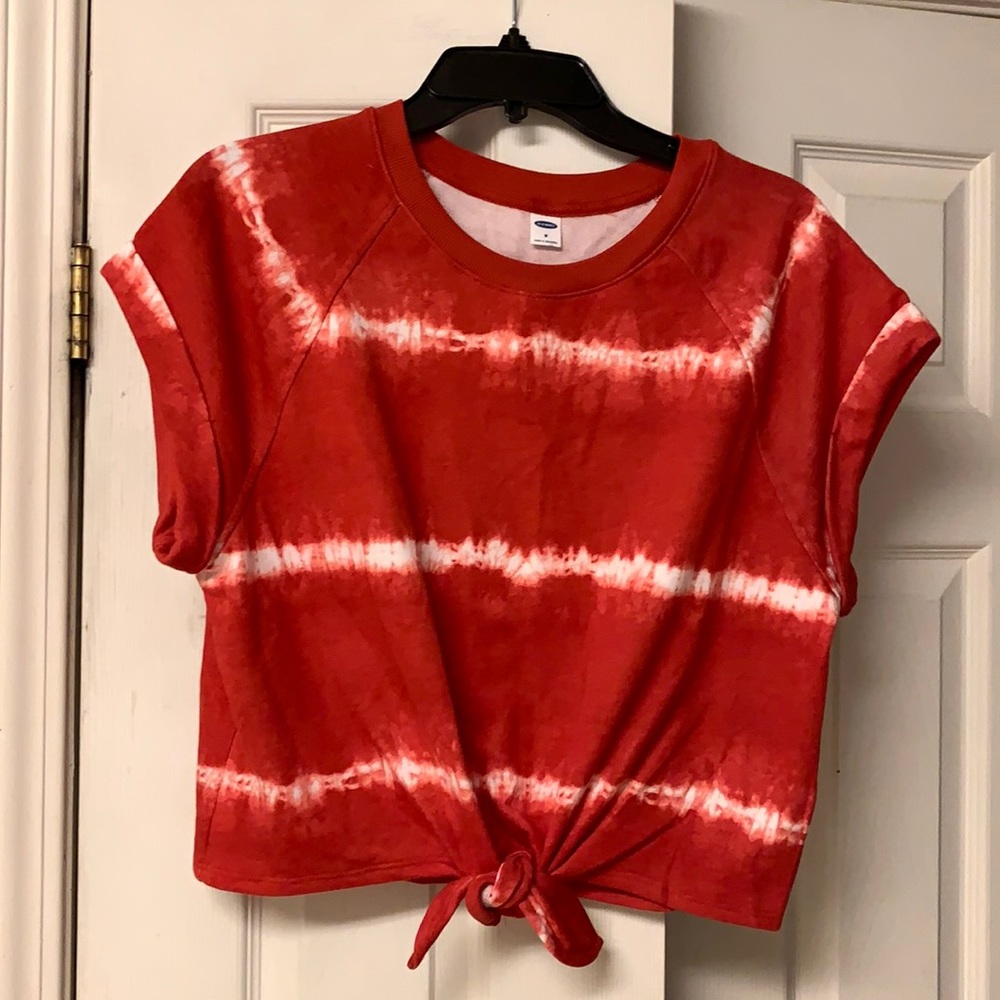 Old Navy - Red and white tie dye crop top NWT